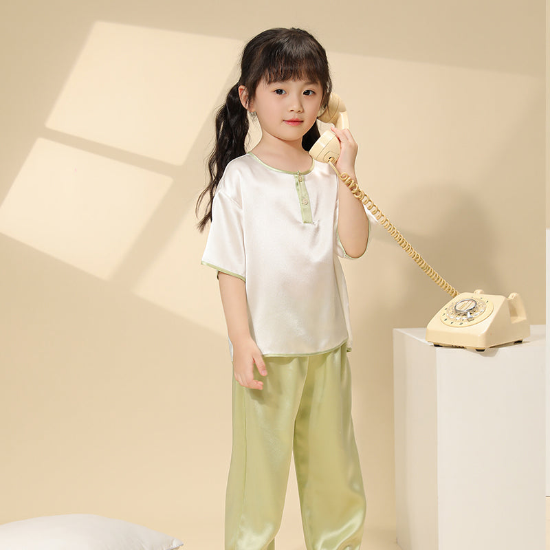 18f255cb-8005-4572-a9a2-29f2256fa555